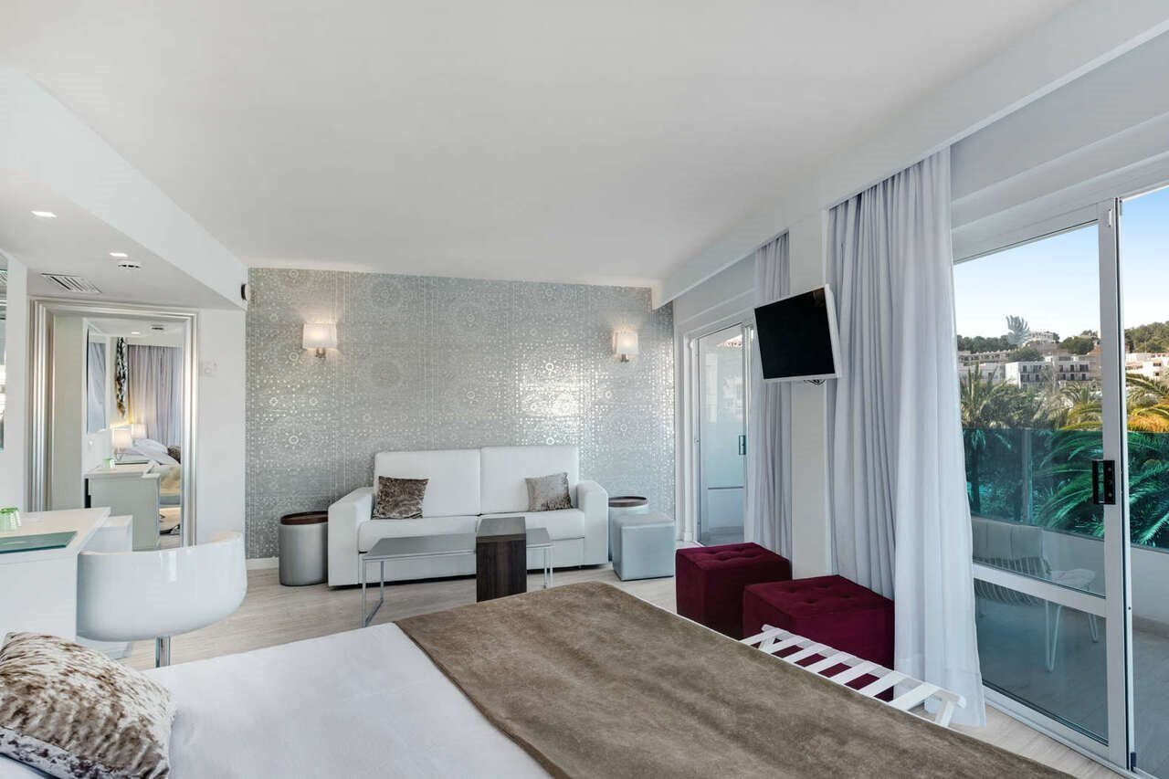 Plaza Santa Ponsa Boutique - Adults Only. Hotel Bagian luar foto